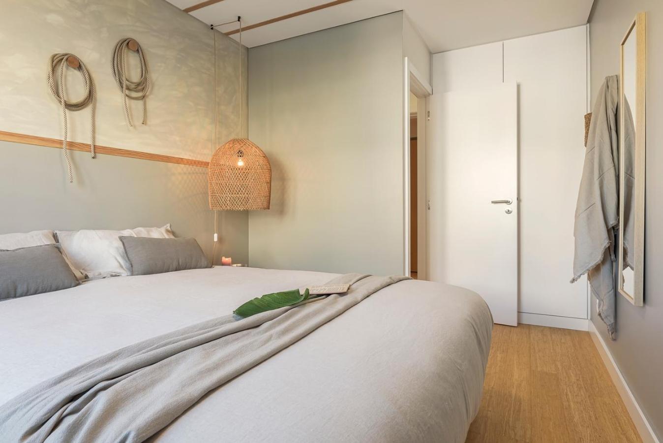 Karimata - 2 Bedrooms And Parking In Arroios Apartment